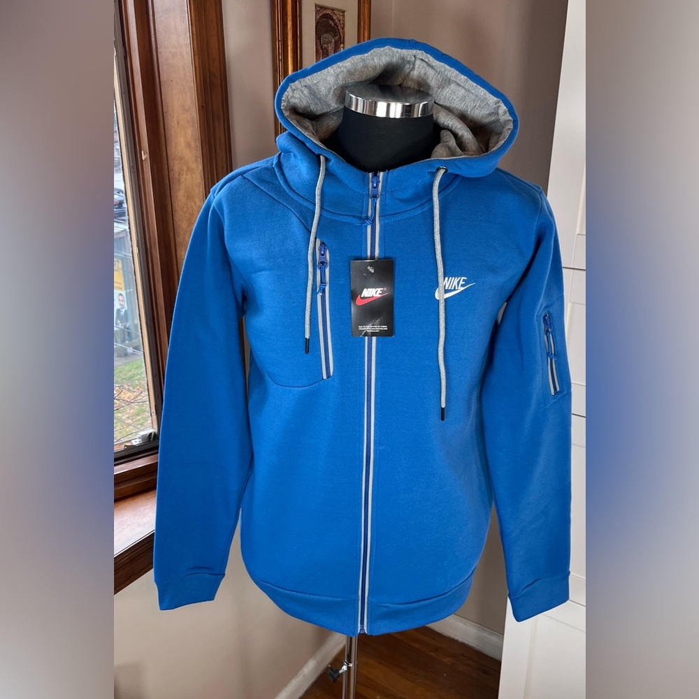 Nike Fleece Tech Suit: Sky Blue Comfort in Large